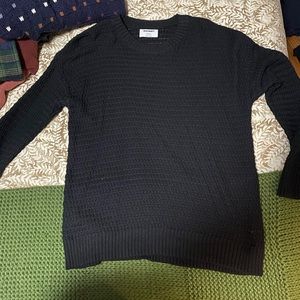 Black Old Navy Sweater